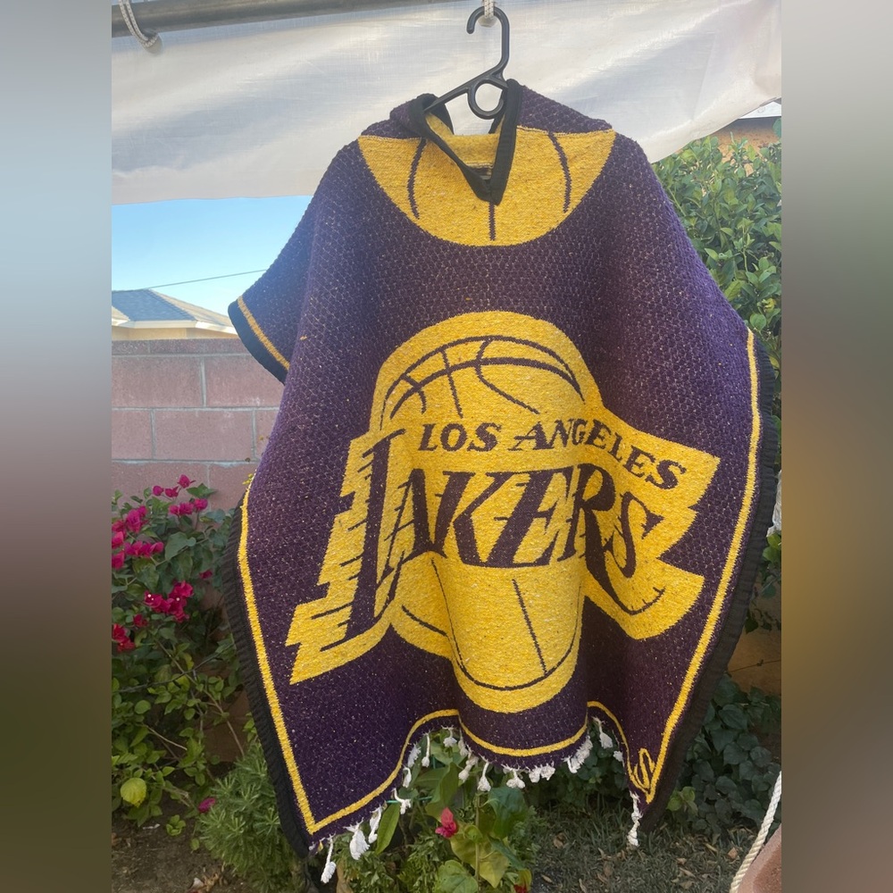 LA Lakers Hooded Poncho
